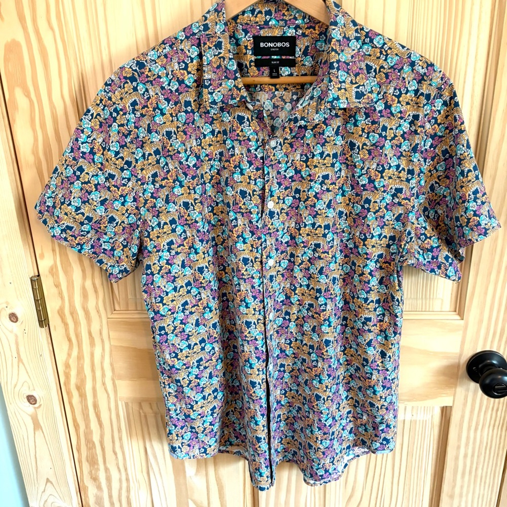 Bonobos Stretch Slim Short Sleeve Button Up Shirt. Size Large.